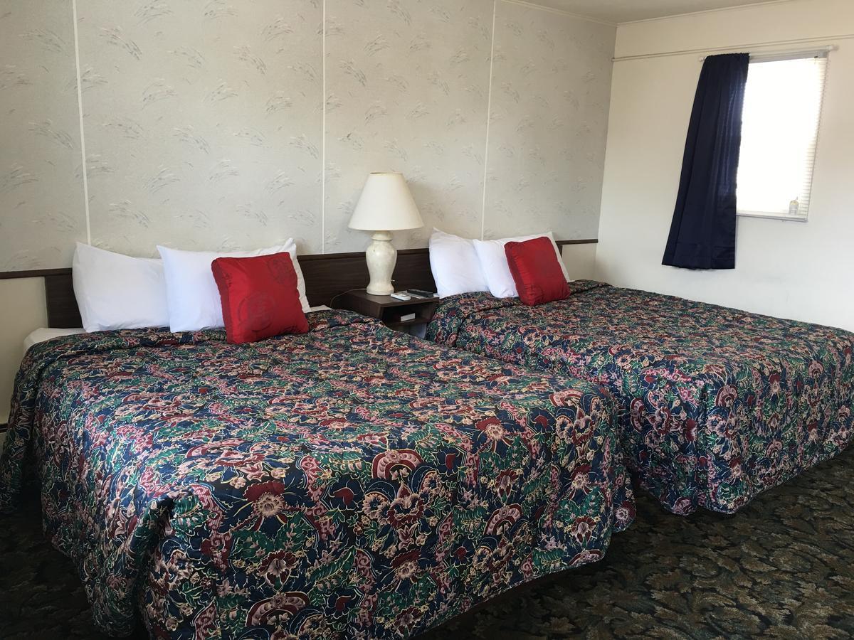 Grandmas Inn Торрингтон Экстерьер фото